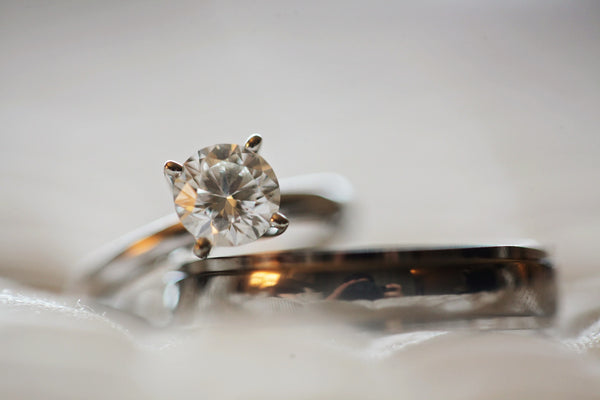 ¿Cuánto pesa un diamante en quilates?